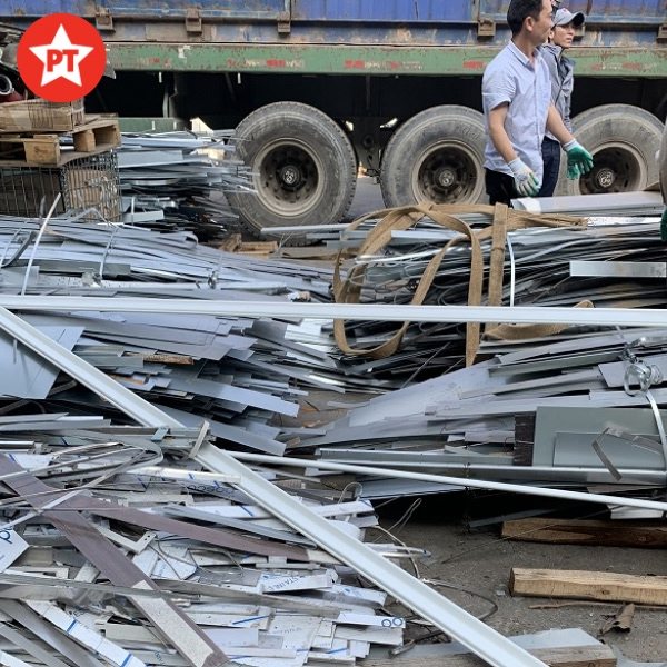 Giá thu mua phế liệu kim loại bị ảnh hưởng bởi giá kim loại