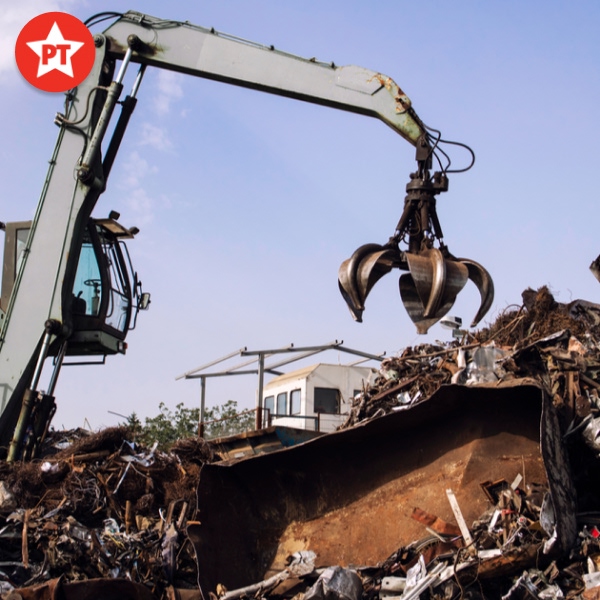 Việc thu mua sắt phế liệu có thể liên quan đến các quy định pháp lý
