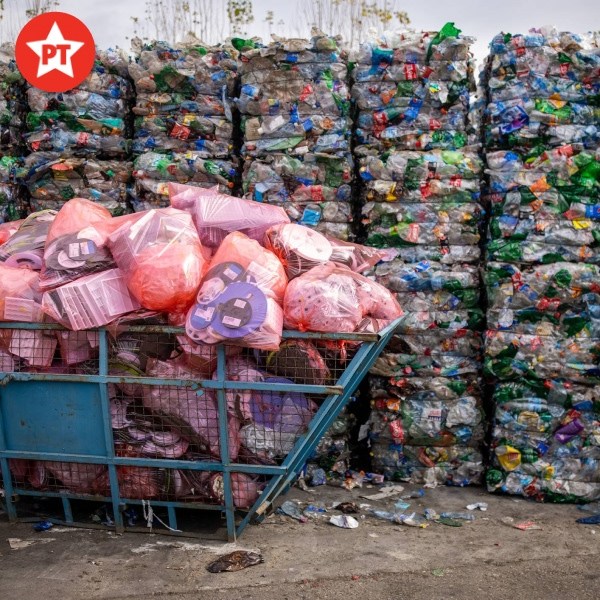 Công ty Phế Liệu Phúc Long là đơn vị thu mua nhựa phế liệu giá cao